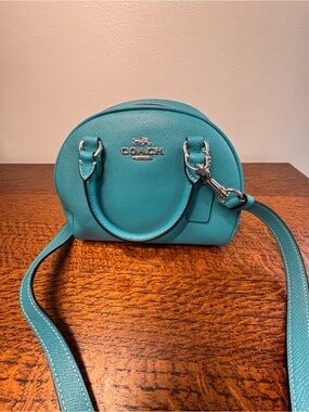 NWOT Coach Sydney Satchel Crossbody Bag in Teal Blue